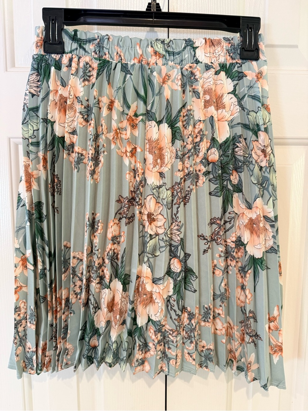 Floral Accordion Pleats Mini Skirt Sage Green Coral Peach Flowers Elastic Waist
